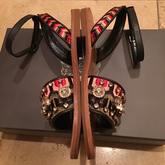 🧡NWT🧡Vince Camuto anklestrap embellished sandals - Picture 4 of 8